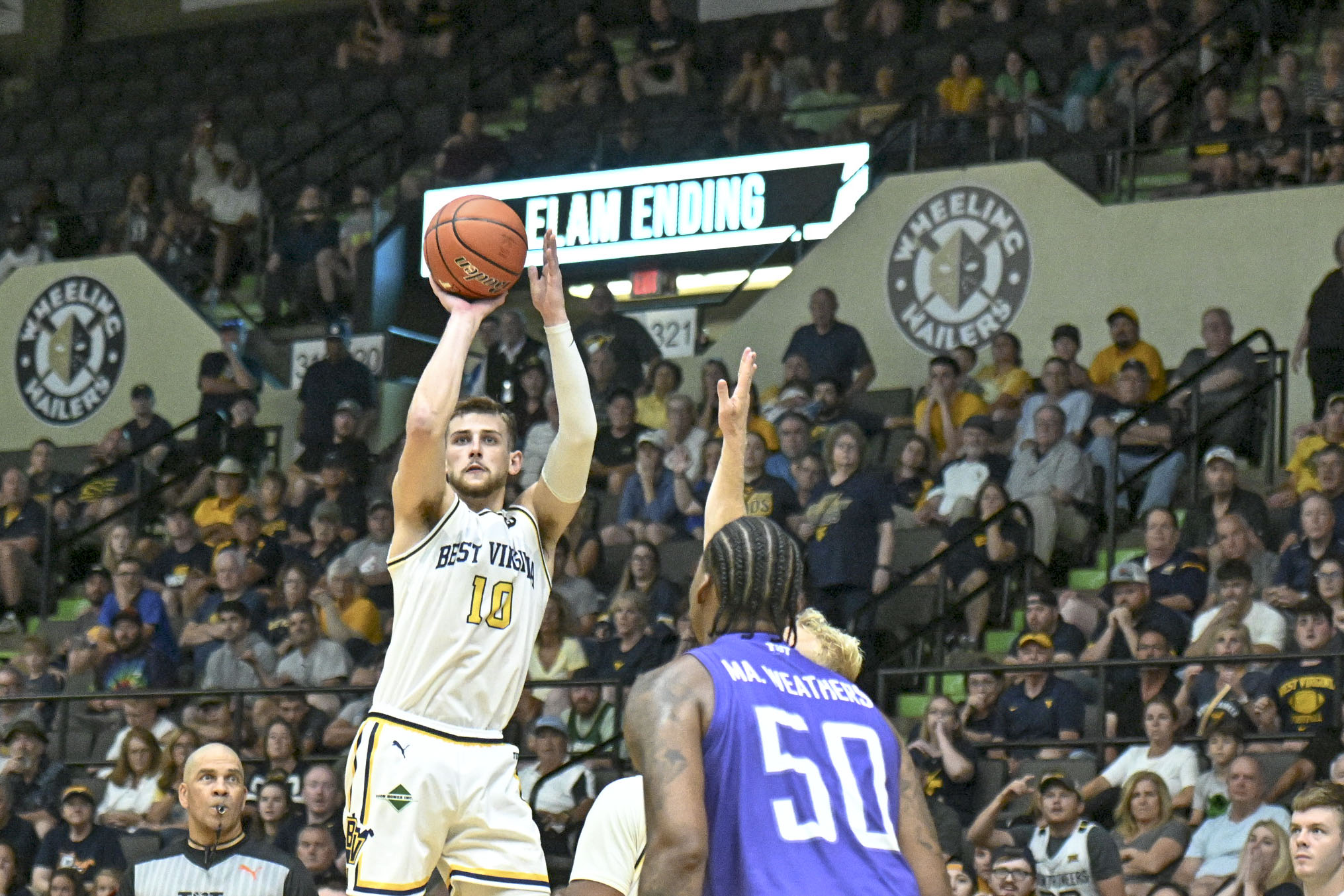 Stevenson hits game-winner as Best Virginia holds off 1st-round upset